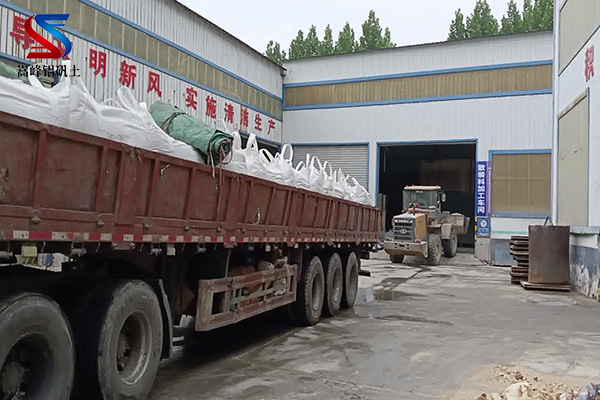 鋁礬土|熟料|高鋁|細(xì)粉|骨料|鑄造用鋁礬土價(jià)格|廠家|煅燒圖 鋁礬土|熟料|高鋁|細(xì)粉|骨料|鑄造用鋁礬土價(jià)格|廠家|煅燒圖